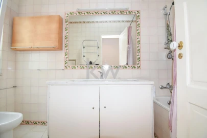 Apartamento T3 para Venda em Campo de Ourique