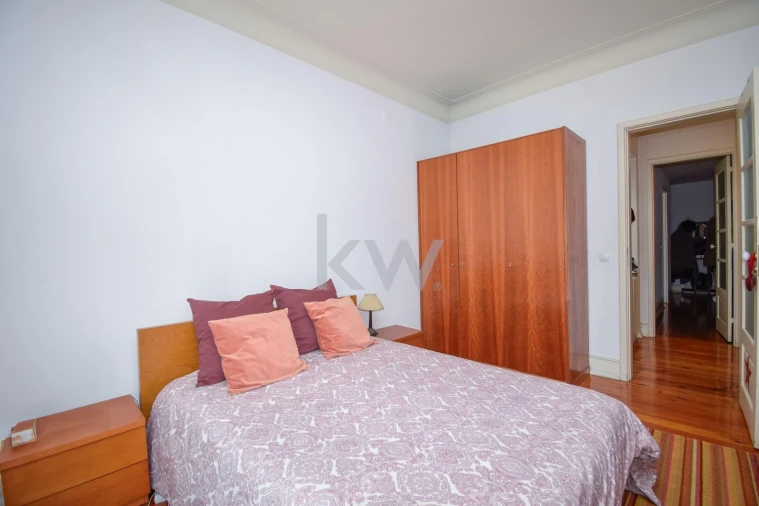 Apartamento T3 para Venda em Campo de Ourique Foto 12
