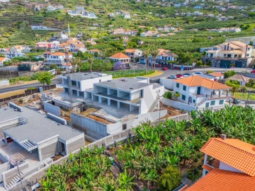 Moradia T4 para Venda em Arco da Calheta