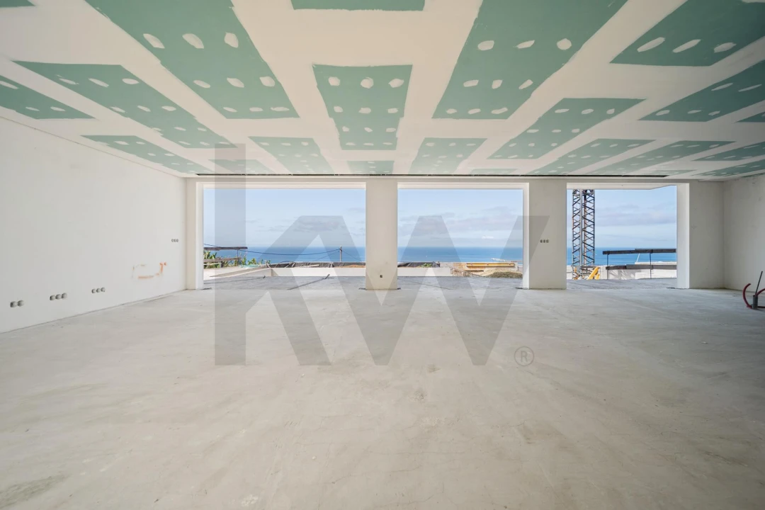 Moradia T4 para Venda em Arco da Calheta Foto 45