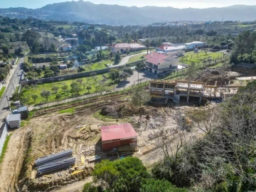 Moradia T5 para Venda em São João das Lampas e Terrugem