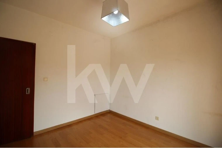 Moradia T2 para Venda em Bobadela Foto 31