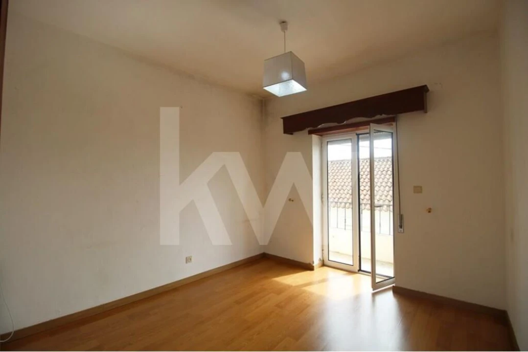 Moradia T2 para Venda em Bobadela Foto 30