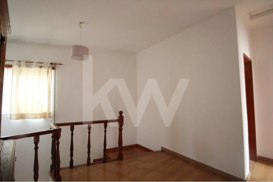 Moradia T2 para Venda em Bobadela Foto 25