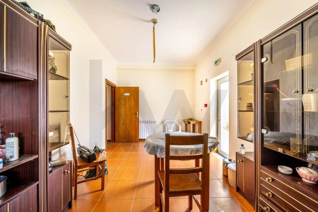 Moradia T5 para Venda em Rebordãos Foto 19