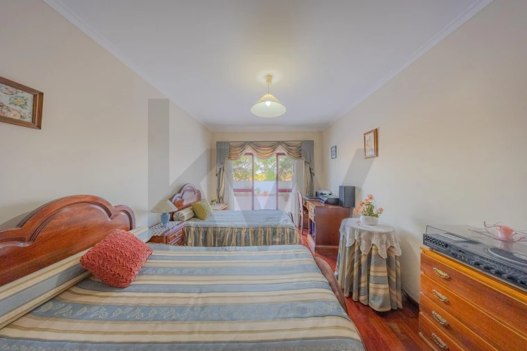 Apartamento T3 para Venda em Porto Salvo Foto 33