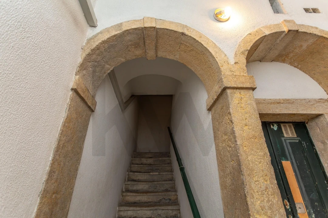 Apartamento T5 para Venda em Santa Maria Maior Foto 17