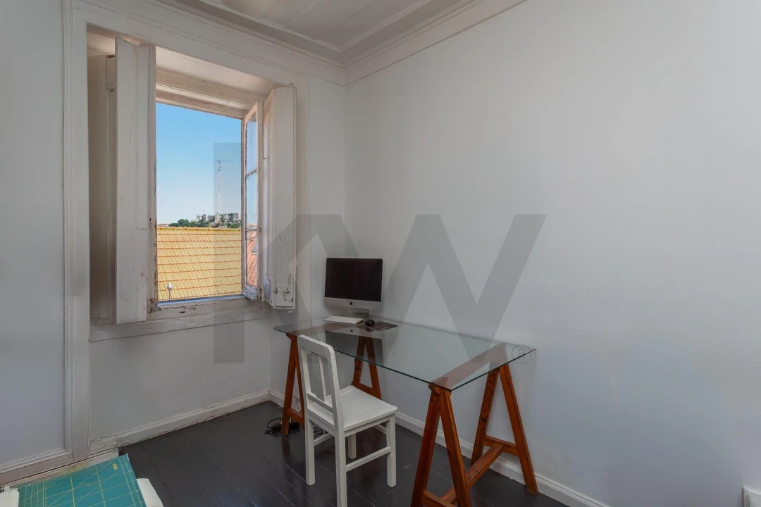 Apartamento T5 para Venda em Santa Maria Maior Foto 5