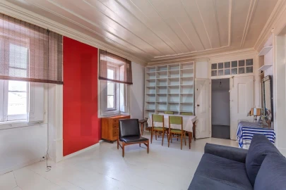 Apartamento T5 para Venda em Santa Maria Maior