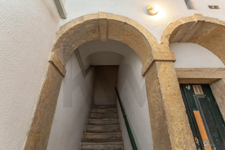 Apartamento T5 para Venda em Santa Maria Maior Foto 17
