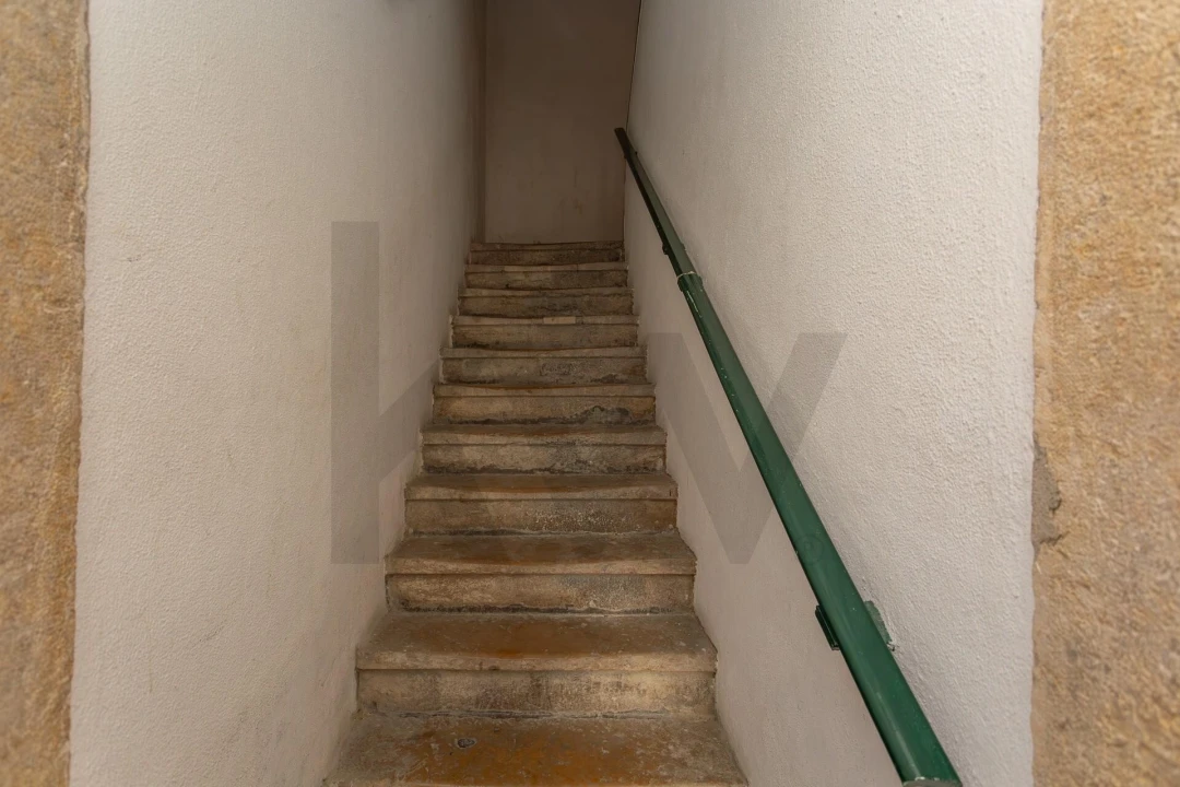 Apartamento T5 para Venda em Santa Maria Maior Foto 18