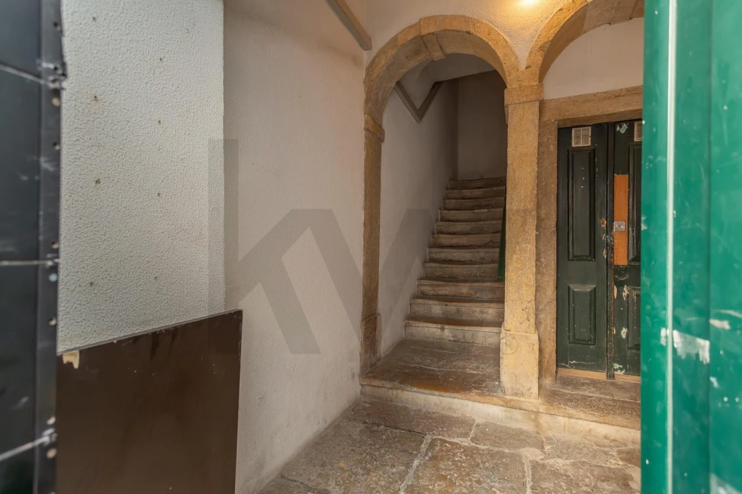 Apartamento T5 para Venda em Santa Maria Maior Foto 19