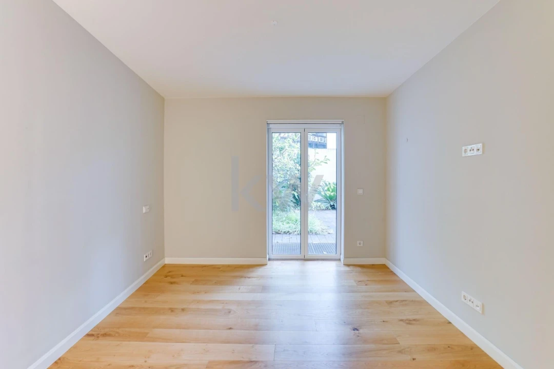 Apartamento T1 para Venda em Santo António Foto 12