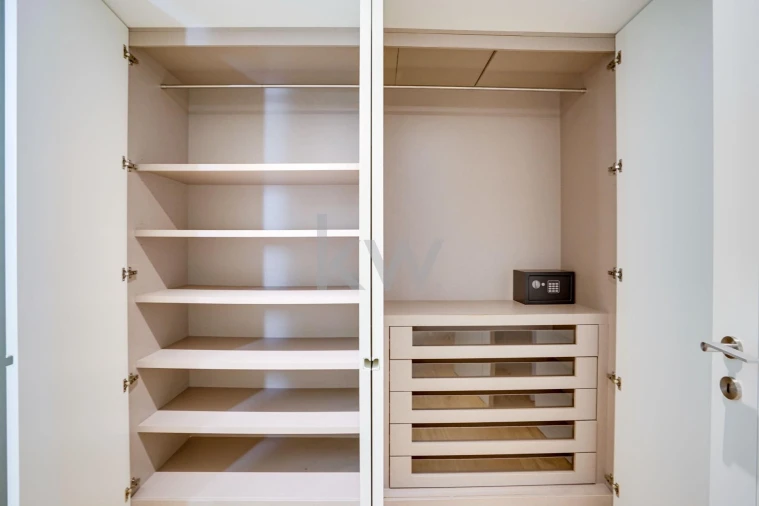 Apartamento T1 para Venda em Santo António Foto 20