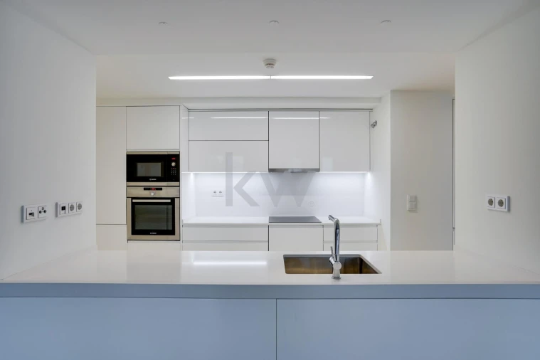 Apartamento T1 para Venda em Santo António Foto 6