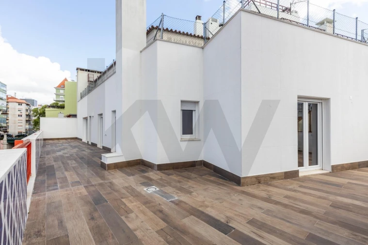 Apartamento T3 para Venda em Arroios Foto 30