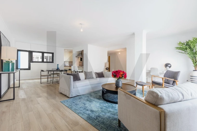 Apartamento T3 para Venda em Arroios Foto 9