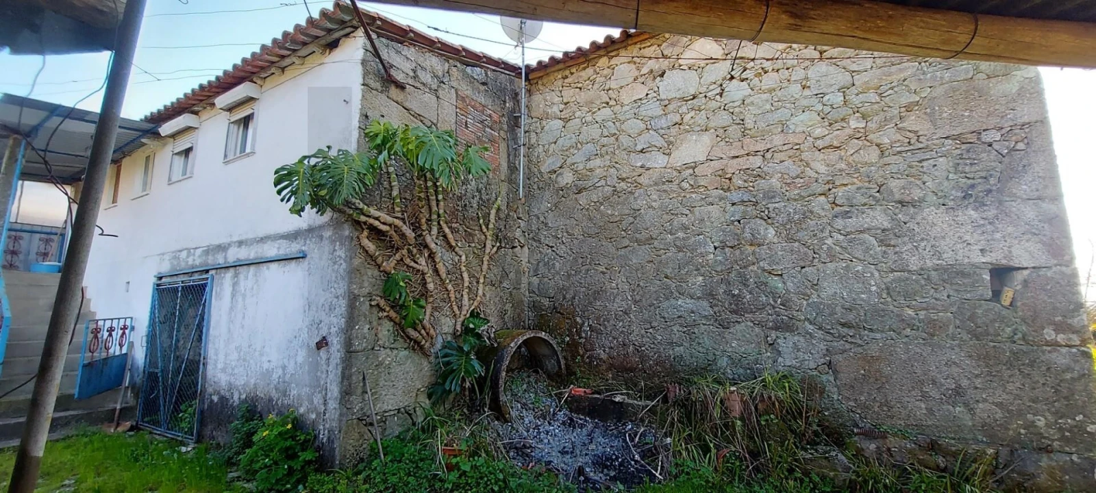 Moradia T3 para Venda em Pico de Regalados, Gondiães e Mós Foto 22