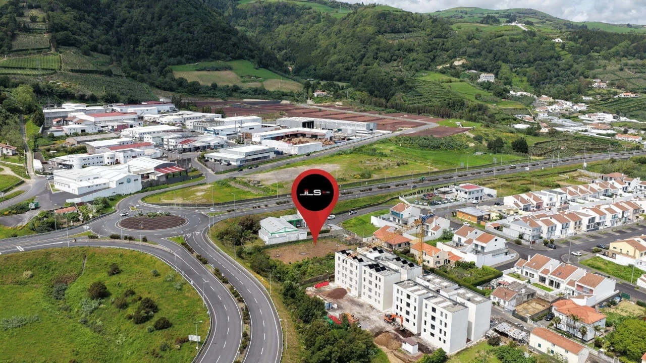 Terreno para Venda em Vila Franca do Campo (São Pedro) Foto 7