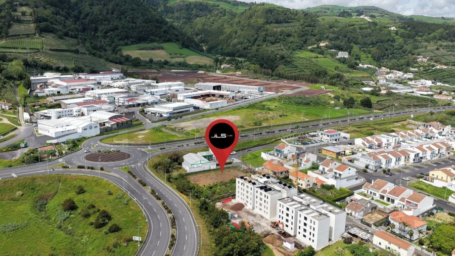 Terreno para Venda em Vila Franca do Campo (São Pedro) Foto 7