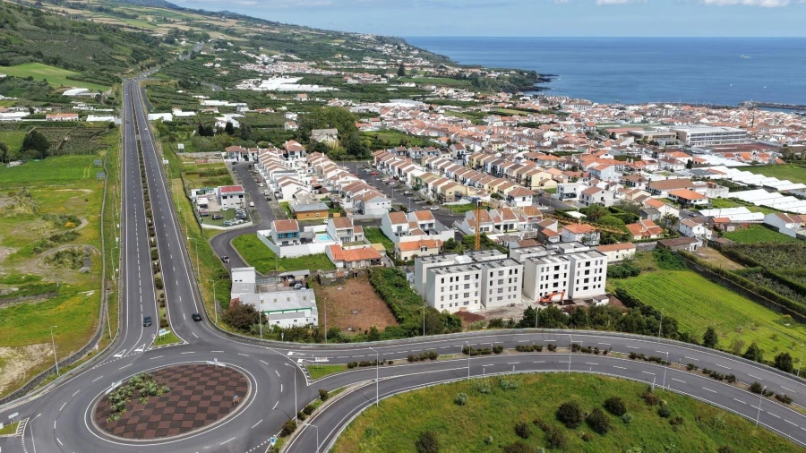 Terreno para Venda em Vila Franca do Campo (São Pedro) Foto 8
