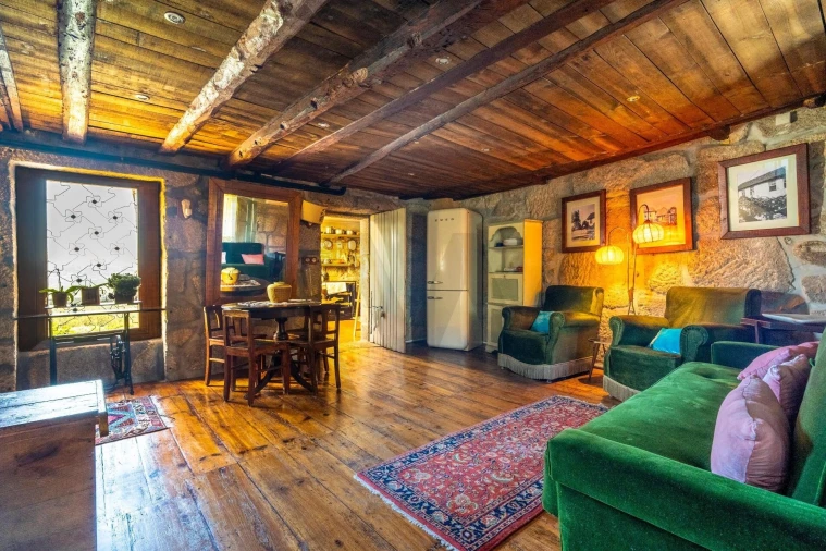 Moradia T4 para Venda em Fataunços e Figueiredo das Donas Foto 41