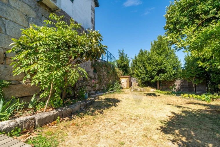 Moradia T4 para Venda em Fataunços e Figueiredo das Donas Foto 54