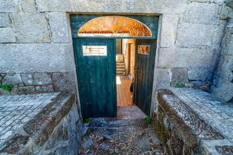 Moradia T4 para Venda em Fataunços e Figueiredo das Donas Foto 61