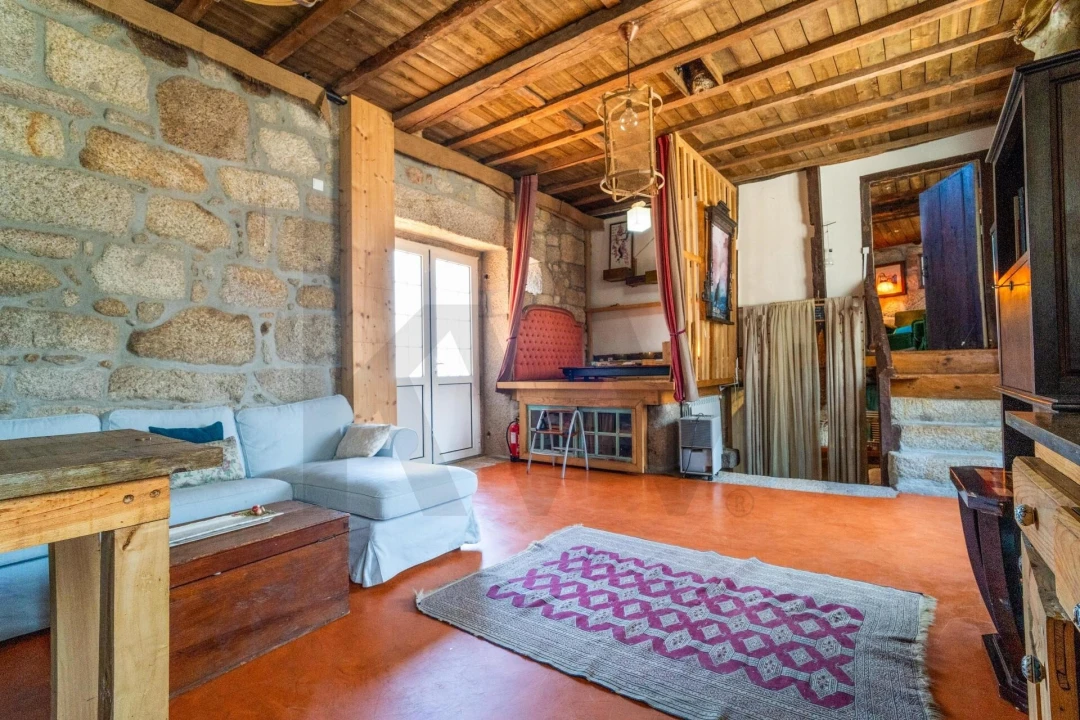 Moradia T4 para Venda em Fataunços e Figueiredo das Donas Foto 43