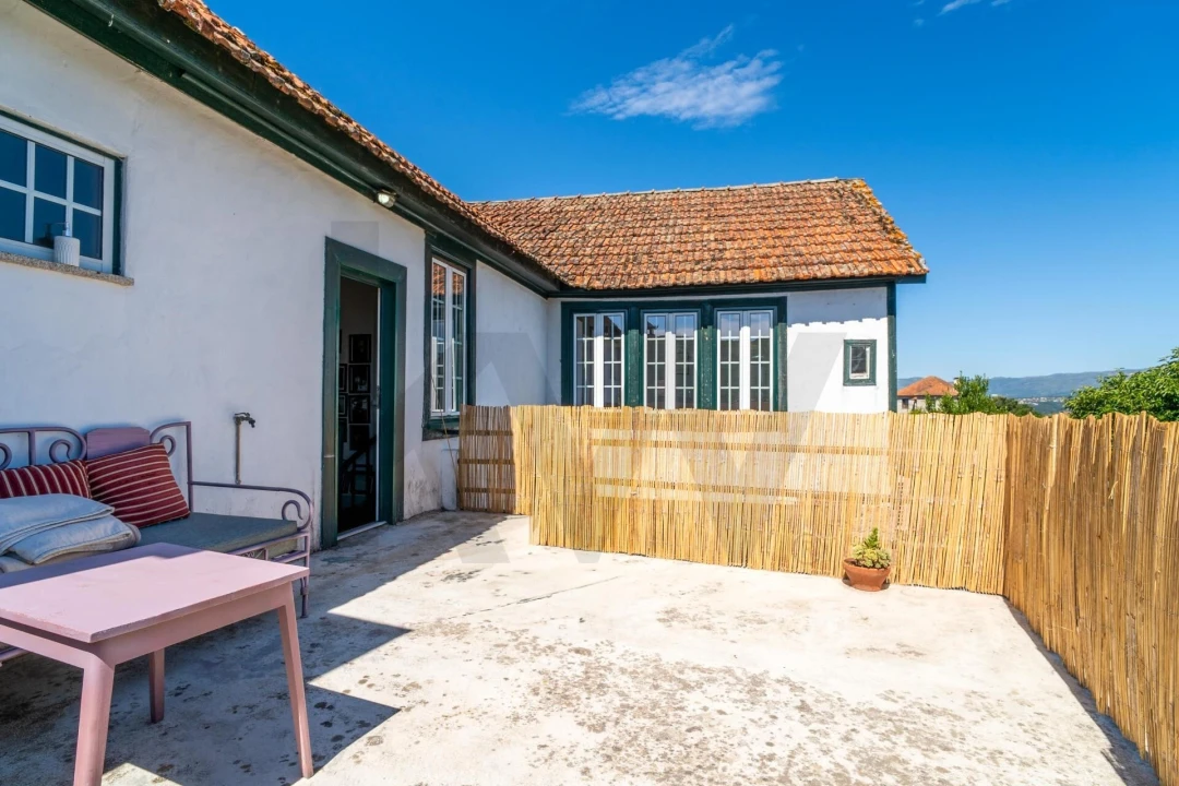 Moradia T4 para Venda em Fataunços e Figueiredo das Donas Foto 28