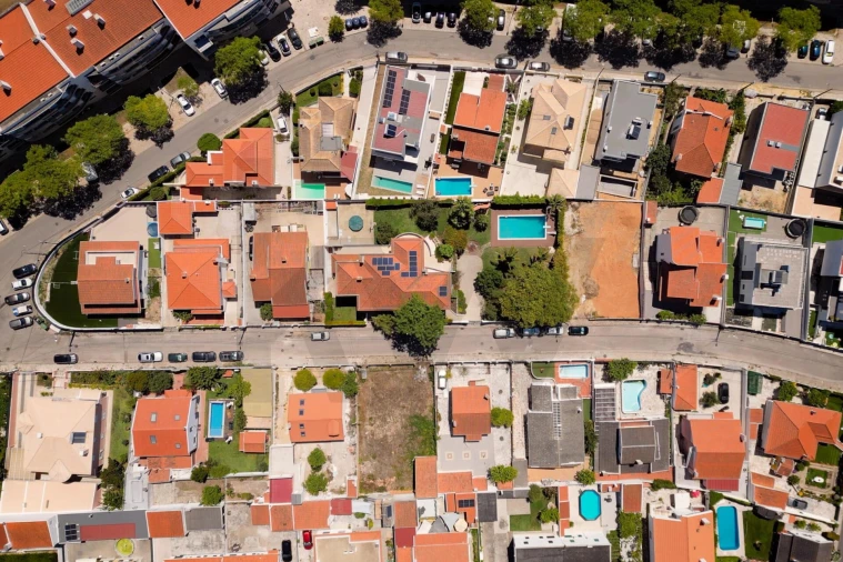 Moradia T5 para Venda em Caparica e Trafaria Foto 3