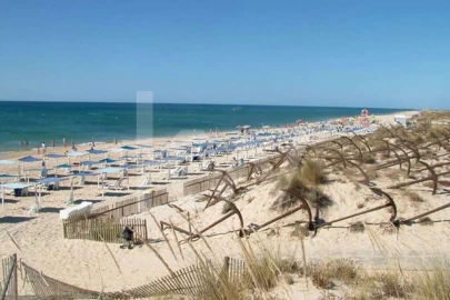 Moradia T5 para Venda em Loule (São Clemente)
