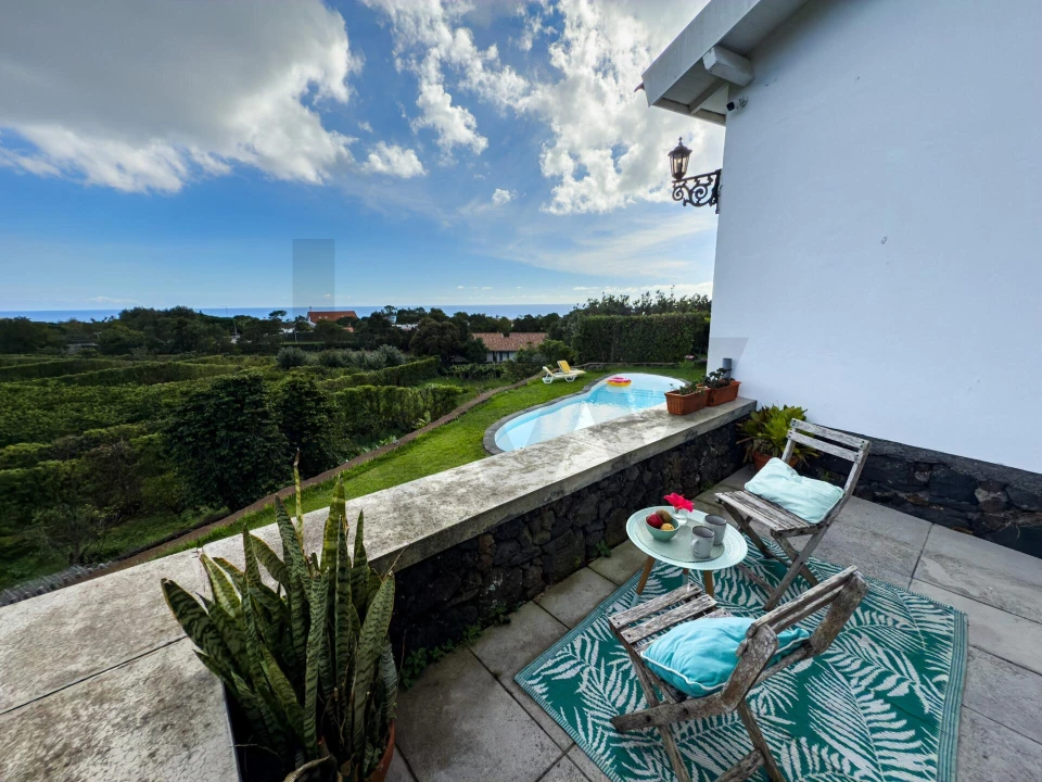 Quinta T4 para Venda em Rosto do Cão (Livramento) Foto 8