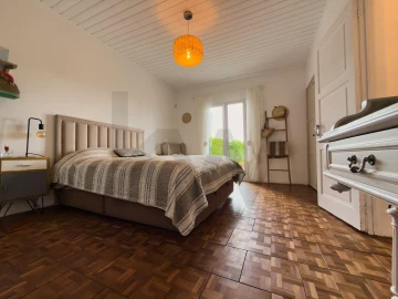 Quinta T4 para Venda em Rosto do Cão (Livramento)