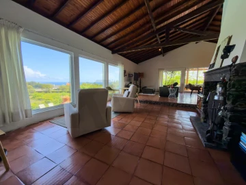 Quinta T4 para Venda em Rosto do Cão (Livramento)