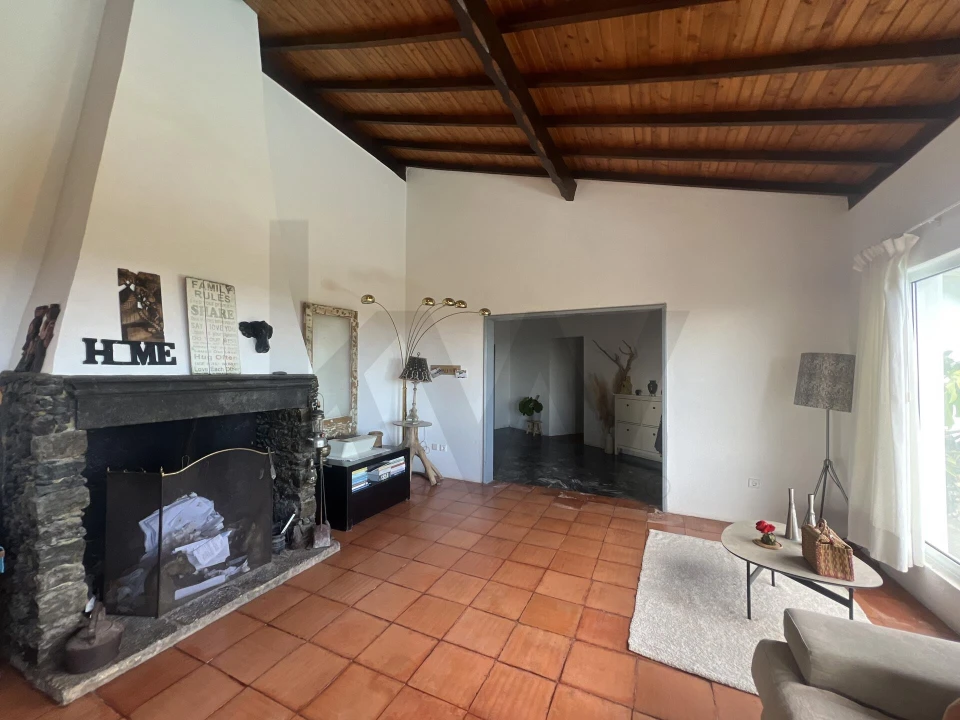 Quinta T4 para Venda em Rosto do Cão (Livramento) Foto 36