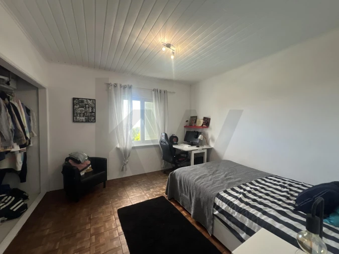 Quinta T4 para Venda em Rosto do Cão (Livramento) Foto 40