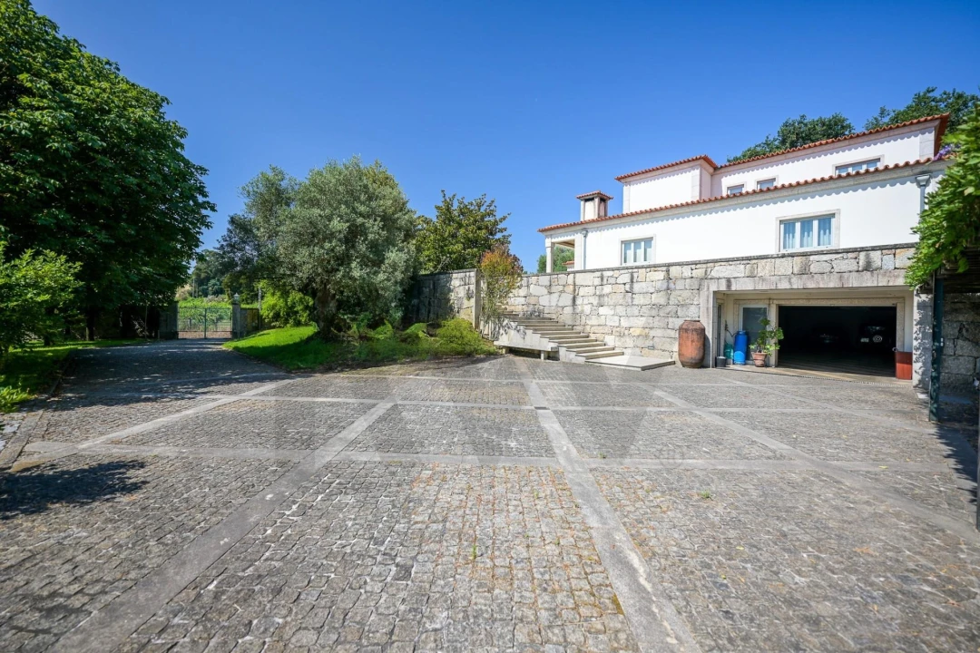 Quinta T4 para Venda em Esmeriz e Cabeçudos Foto 4