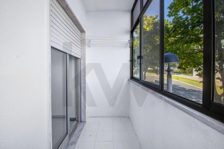 Apartamento T2 para Arrendamento em Odivelas Foto 14