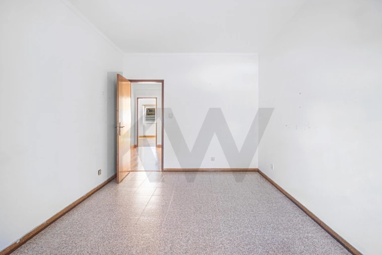 Apartamento T2 para Arrendamento em Odivelas Foto 1