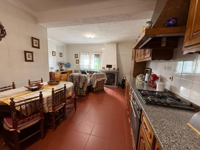 Moradia T4 para Venda em Almeida Foto 10