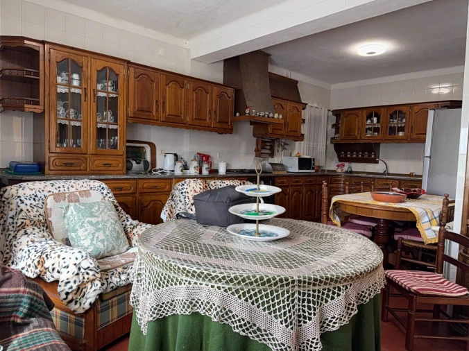 Moradia T4 para Venda em Almeida Foto 8