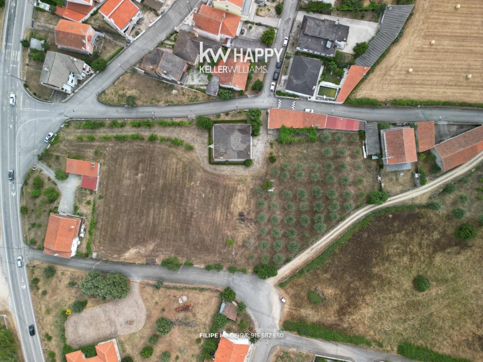 Moradia T4 para Venda em Almeida Foto 37