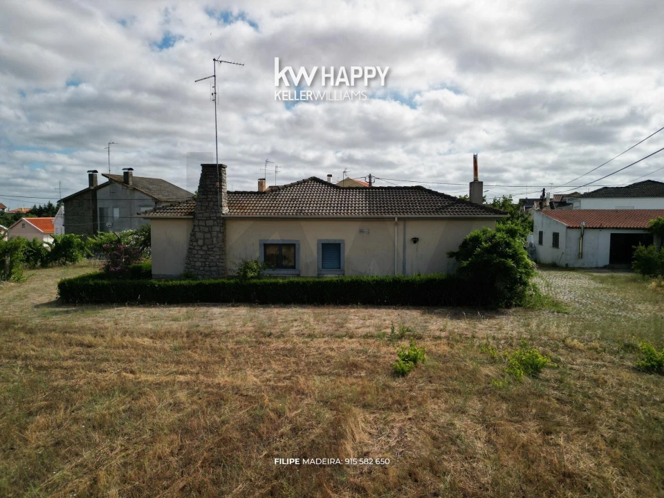Moradia T4 para Venda em Almeida Foto 4