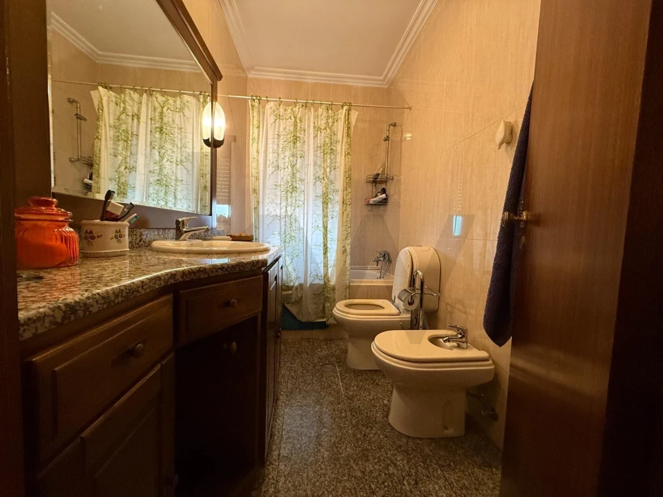 Moradia T4 para Venda em Almeida Foto 18