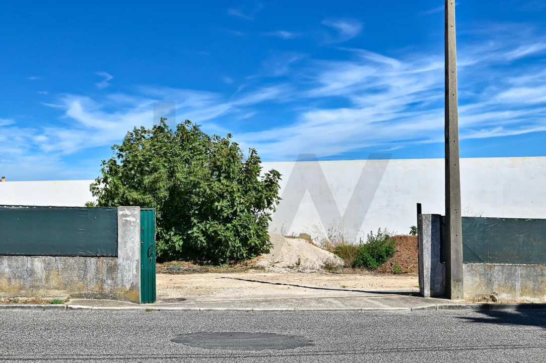 Terreno para Venda em Rio de Mouro Foto 15