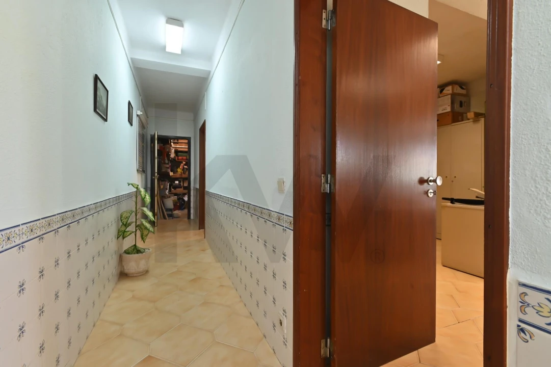 Terreno para Venda em Rio de Mouro Foto 28