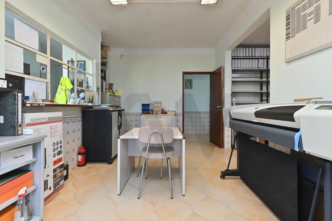 Terreno para Venda em Rio de Mouro Foto 33