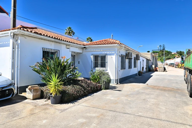Terreno para Venda em Rio de Mouro Foto 4