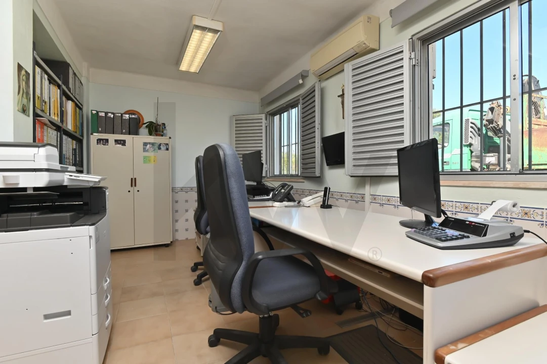 Terreno para Venda em Rio de Mouro Foto 31